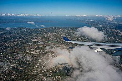 PS官方推介宇宙机器人却发怪猎宣传片 玩家困惑难以理解